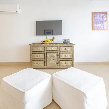 Angela's * Albufeira